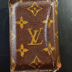 Louis Vuitton credit card holder